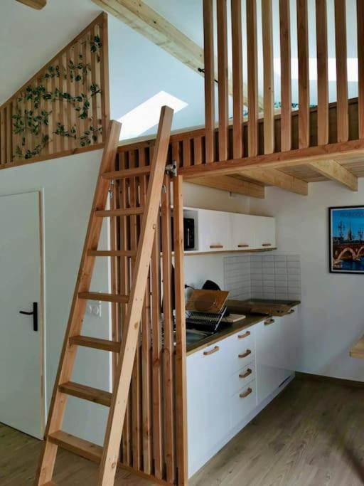 Chalet Cosy Secteur Calme Tram A 120 M Gare Aeroport Cenon Dış mekan fotoğraf